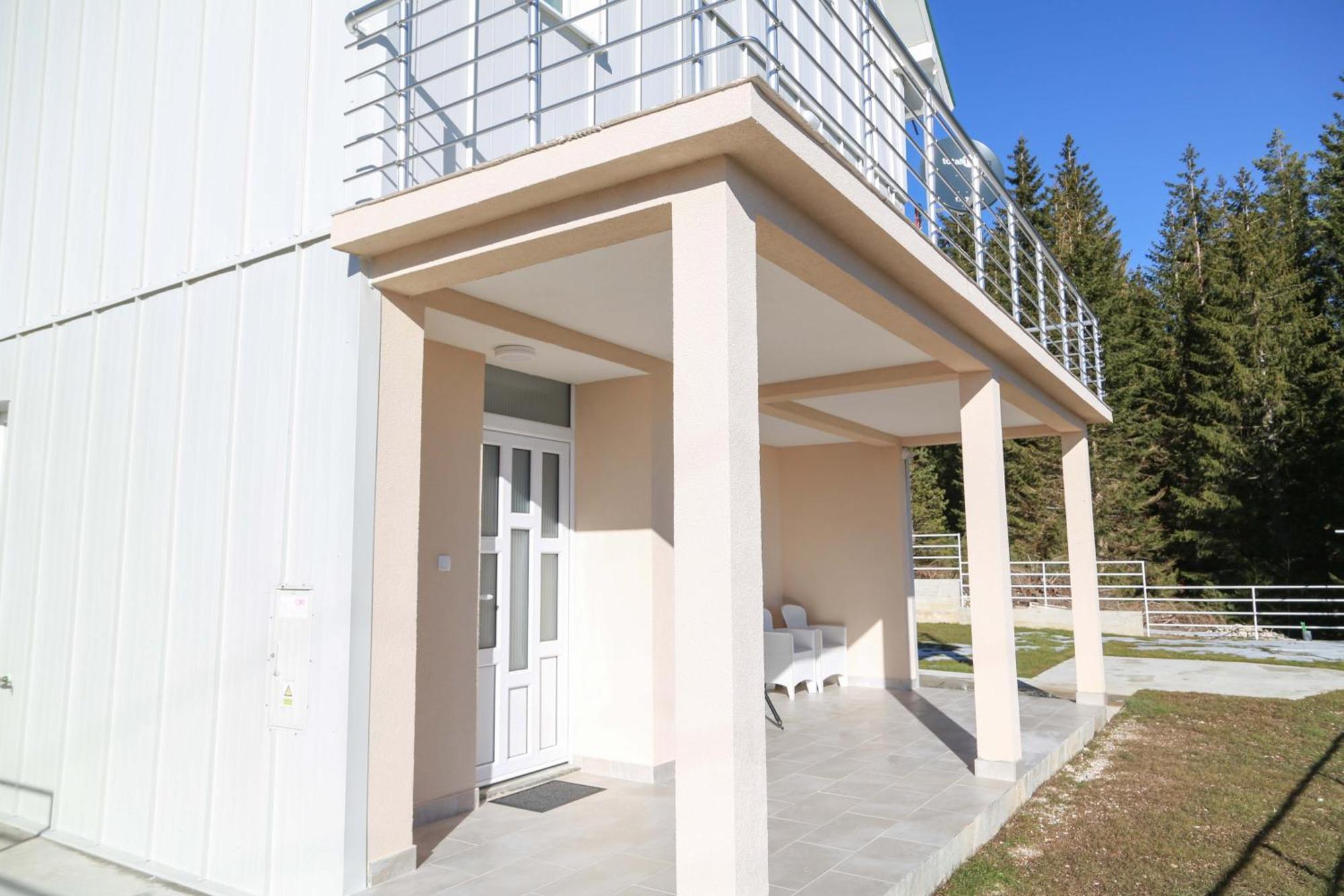 Hillside Apartments Жабляк Экстерьер фото